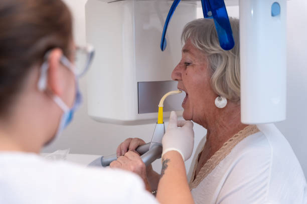 Best Walk-In Emergency Dentist in , RI